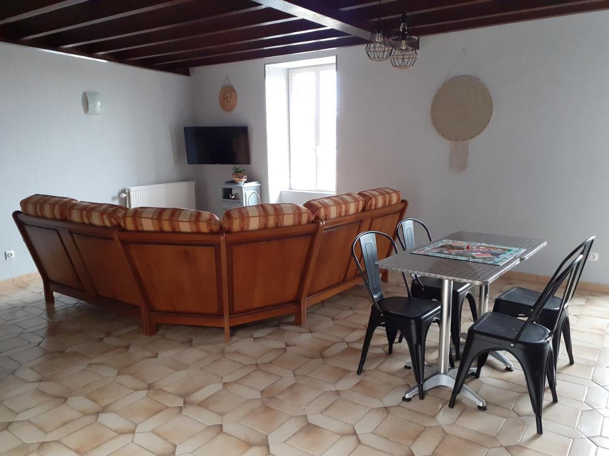 Maison Du Soleil Chez Isa Polignac  Екстериор снимка