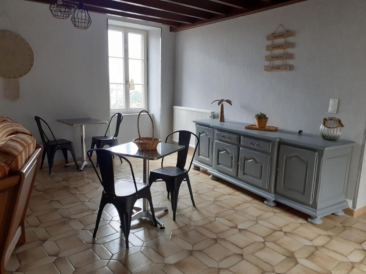 Maison Du Soleil Chez Isa Polignac  Екстериор снимка