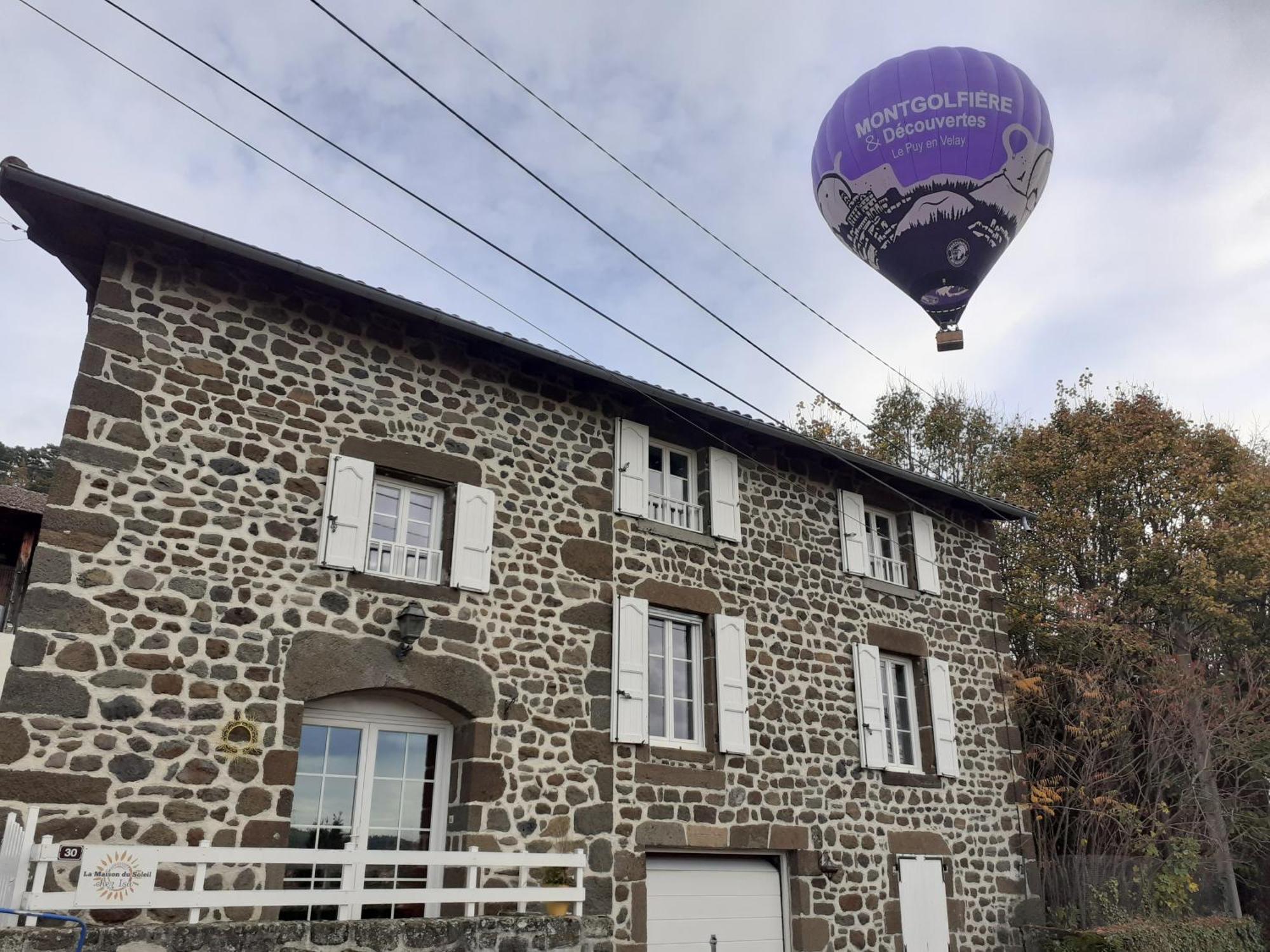 Maison Du Soleil Chez Isa Polignac  Екстериор снимка